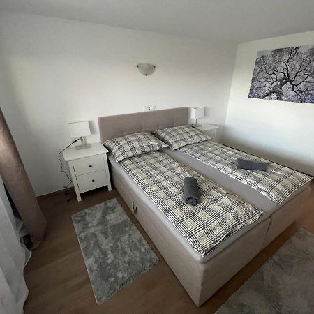Malibu Apartman ميسكولك المظهر الخارجي الصورة