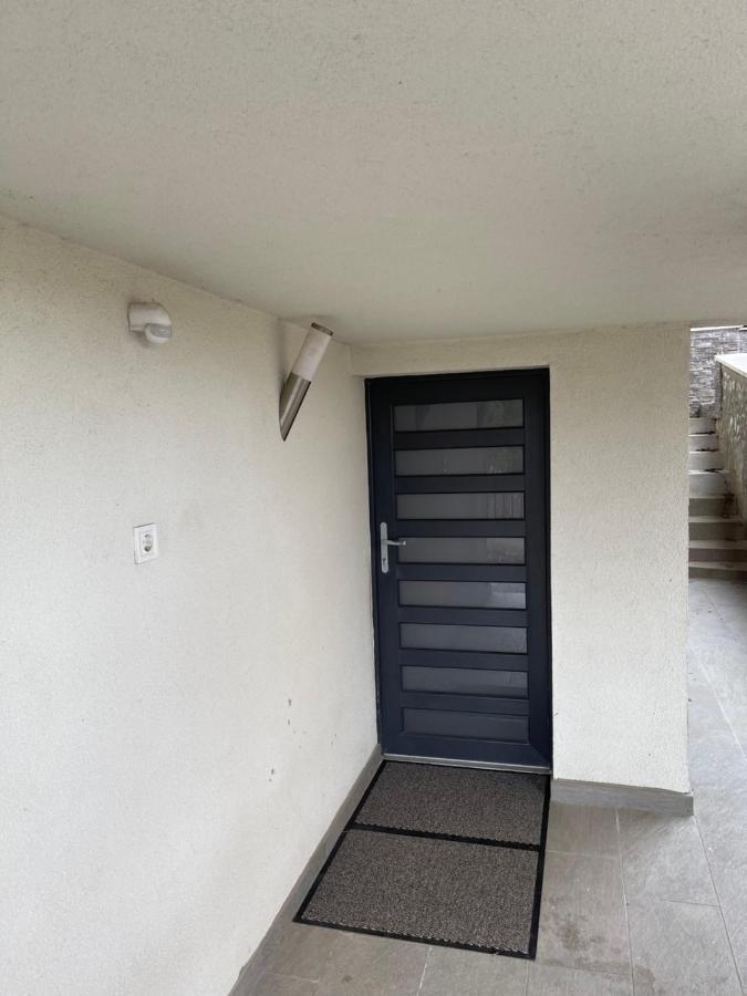 Malibu Apartman ميسكولك المظهر الخارجي الصورة